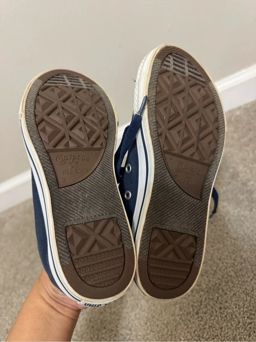 Kids Converse Low-Top Size 2